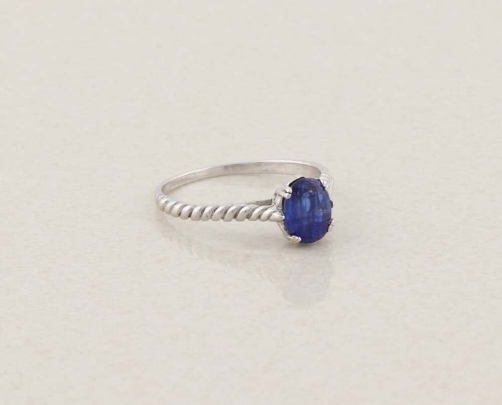 Sterling Silver Glass Filled Treated Natural Sapphire Ring Size 9 3/4 Avon - Picture 4 of 8